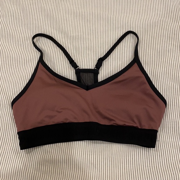 PINK: Assorted Sports Bras x 5 - Picture 5 of 15